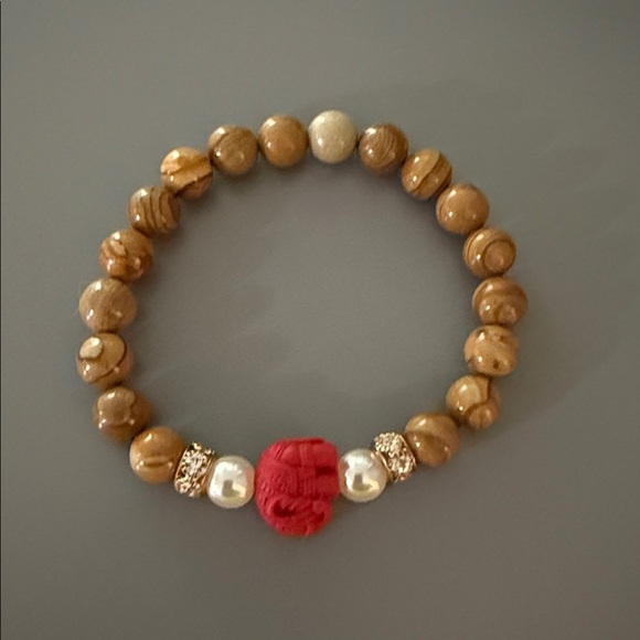 Brown and Red Beaded Bracelet - Picture 3 of 3